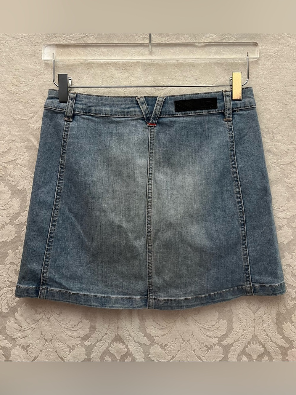 Vans Denim Button-Front A-Line Mini Skirt In Light Wash Size Small GUC Skater - Picture 3 of 6